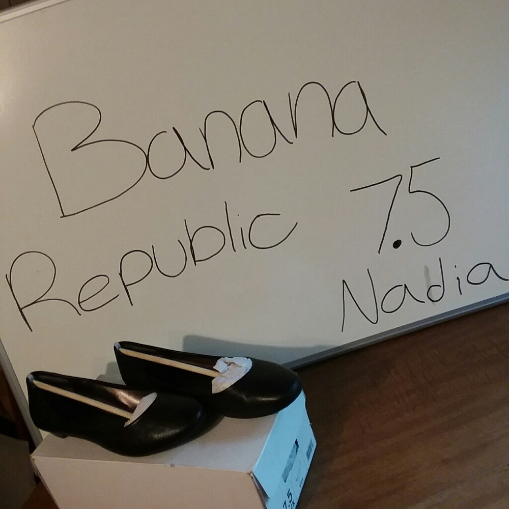 Banana Republic flats size 7.5